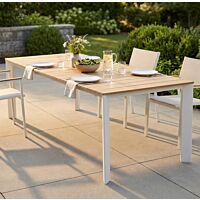 Tavolo da giardino allungabile TULCÁN 210/275 × 100 – teak, struttura bianca