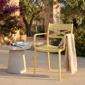 SEDIA DARLEEN GIALLA con braccioli