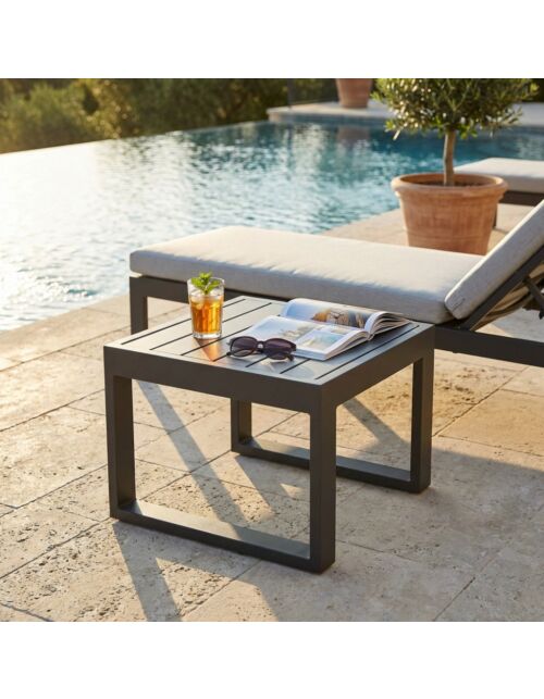 TAVOLINO CUBA 45 X 45