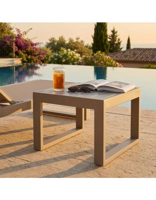 TAVOLINO CUBA 45 X 45